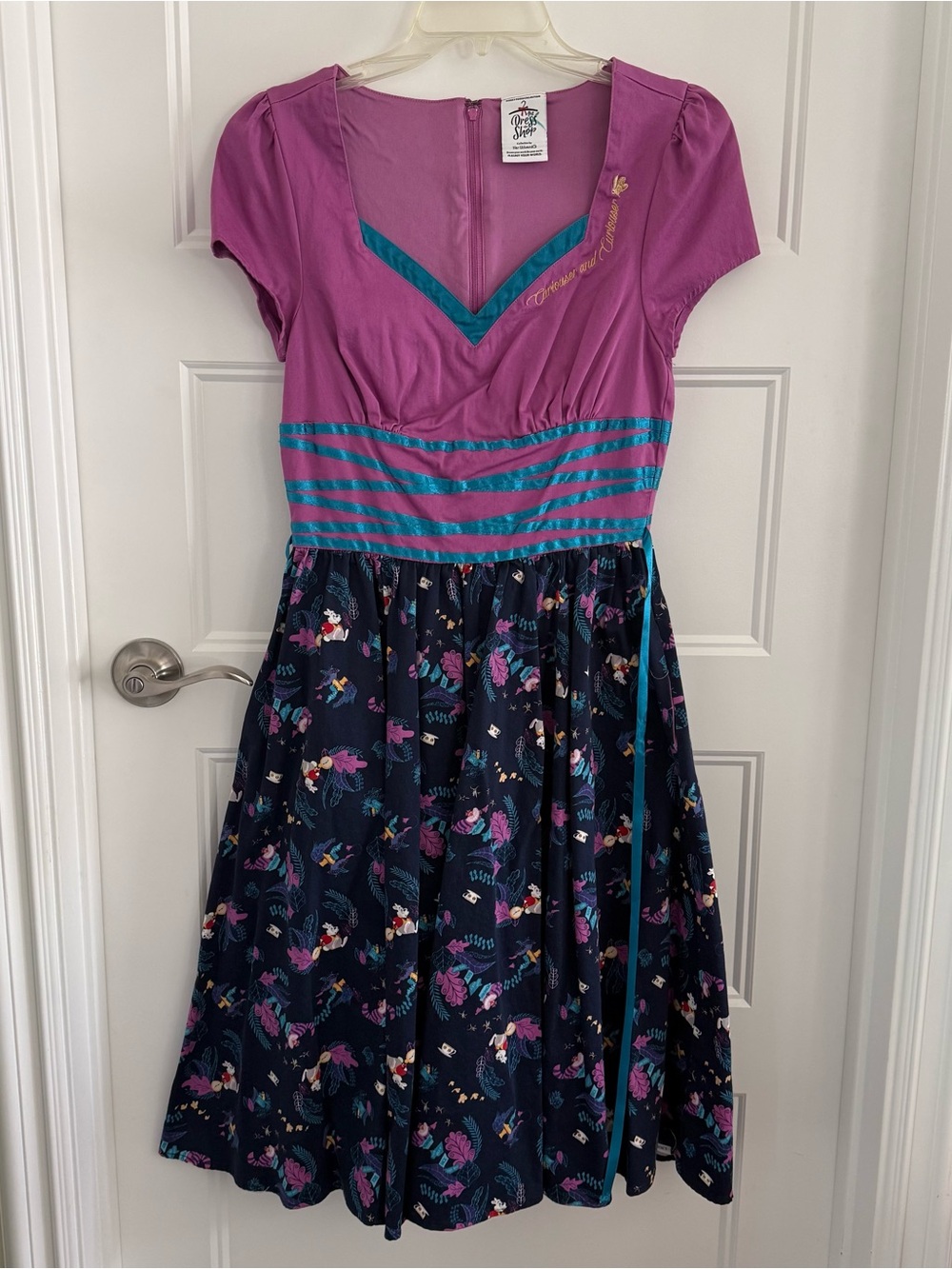 Disney Dress Shop by Her Universe Alice in Wonderland dress